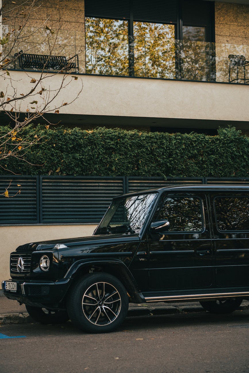 The Ultimate Guide to Buying Your First Youngtimer Car: Tips and&nbsp;Tricks